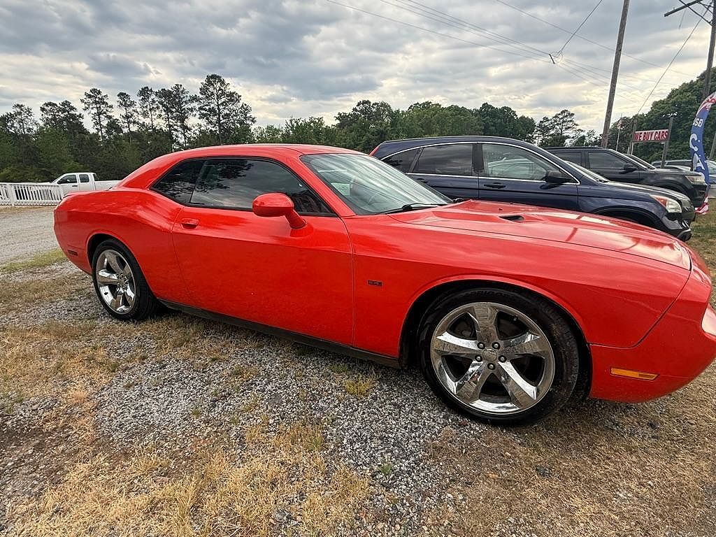 2013 DODGE Challenger