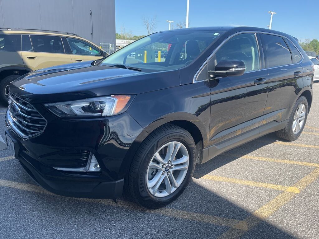 2020 FORD Edge