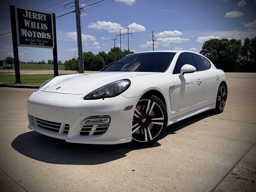 2013 PORSCHE Panamera