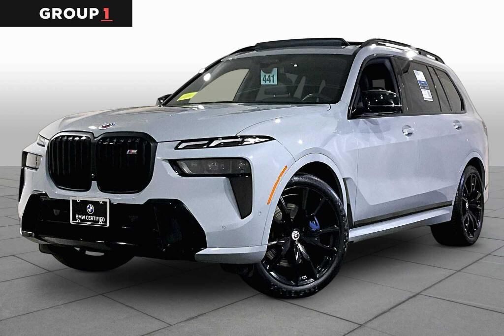 2023 BMW X7