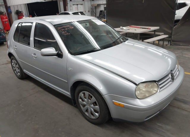 2006 VOLKSWAGEN Golf
