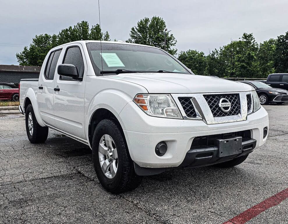 2012 NISSAN Frontier