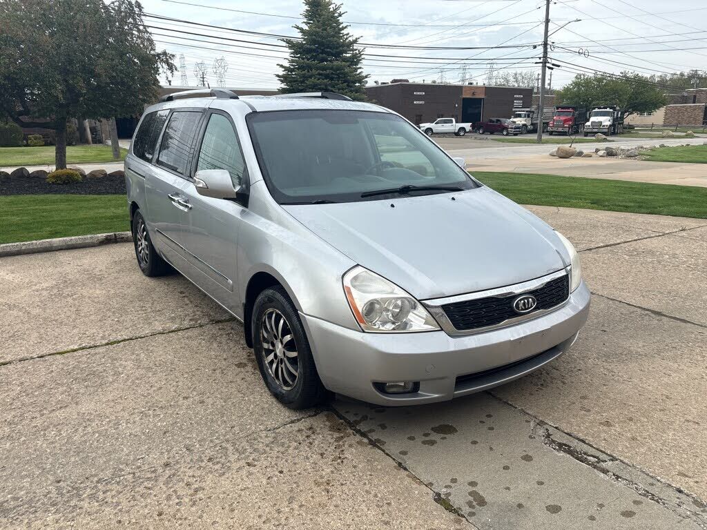 2011 KIA Sedona