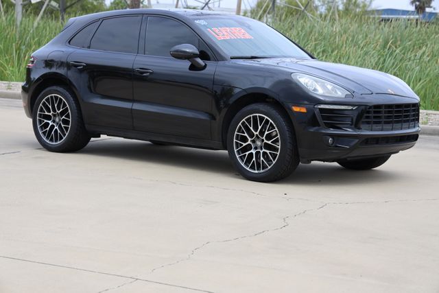 2018 PORSCHE Macan