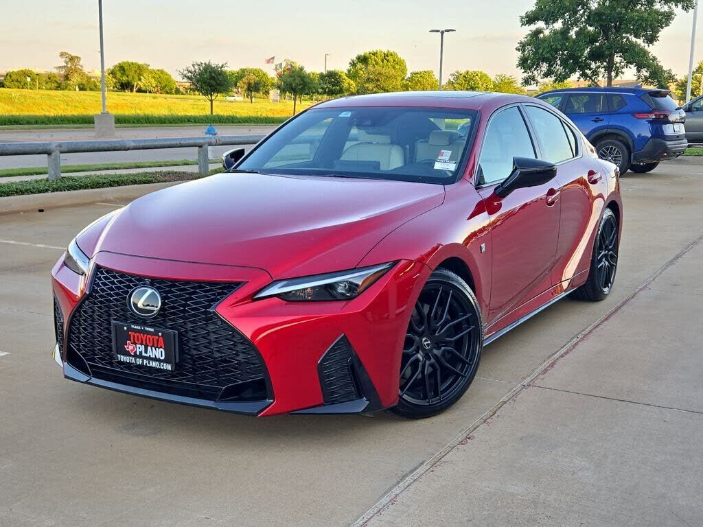 2024 LEXUS IS