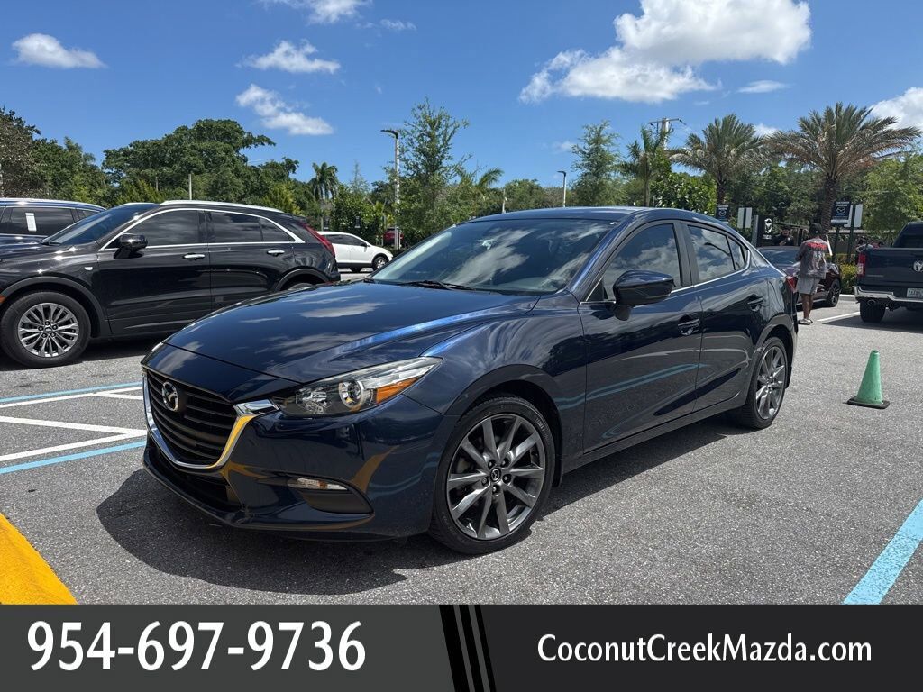 2018 MAZDA Mazda3