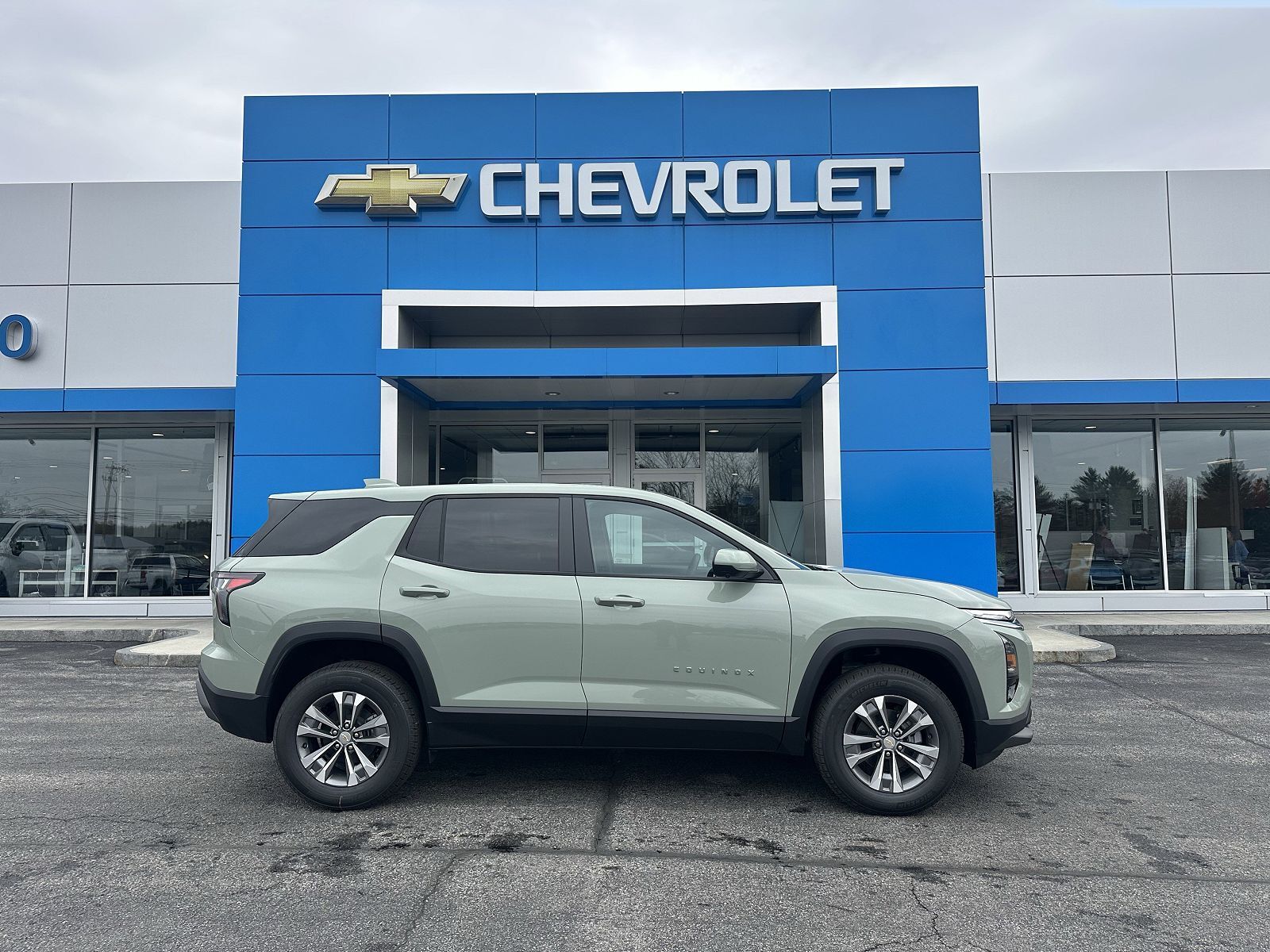 2026 CHEVROLET Equinox