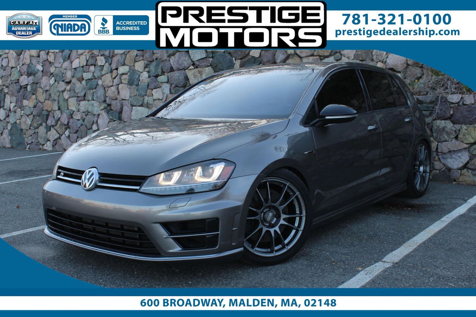 2016 VOLKSWAGEN Golf R
