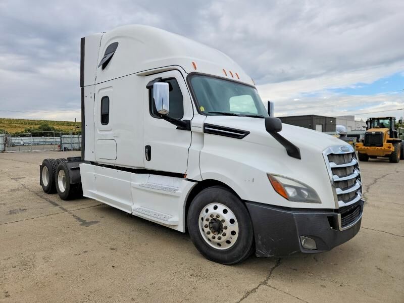 2019 FREIGHTLINER New Cascadia 126" Sleepercab