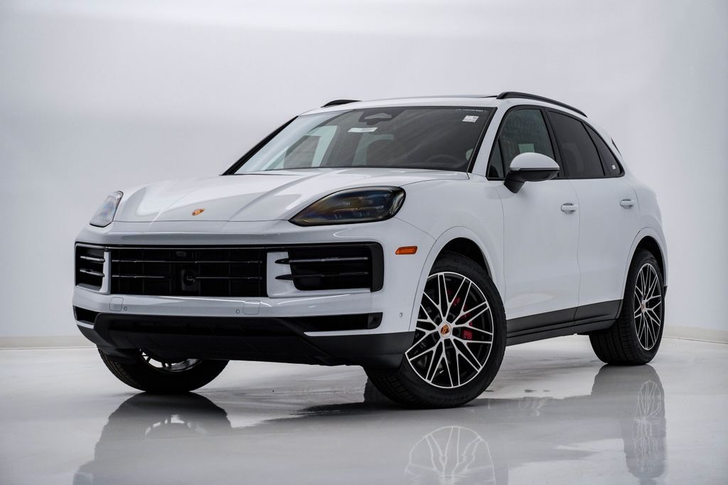 2026 PORSCHE Cayenne