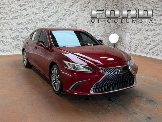 2019 LEXUS ES