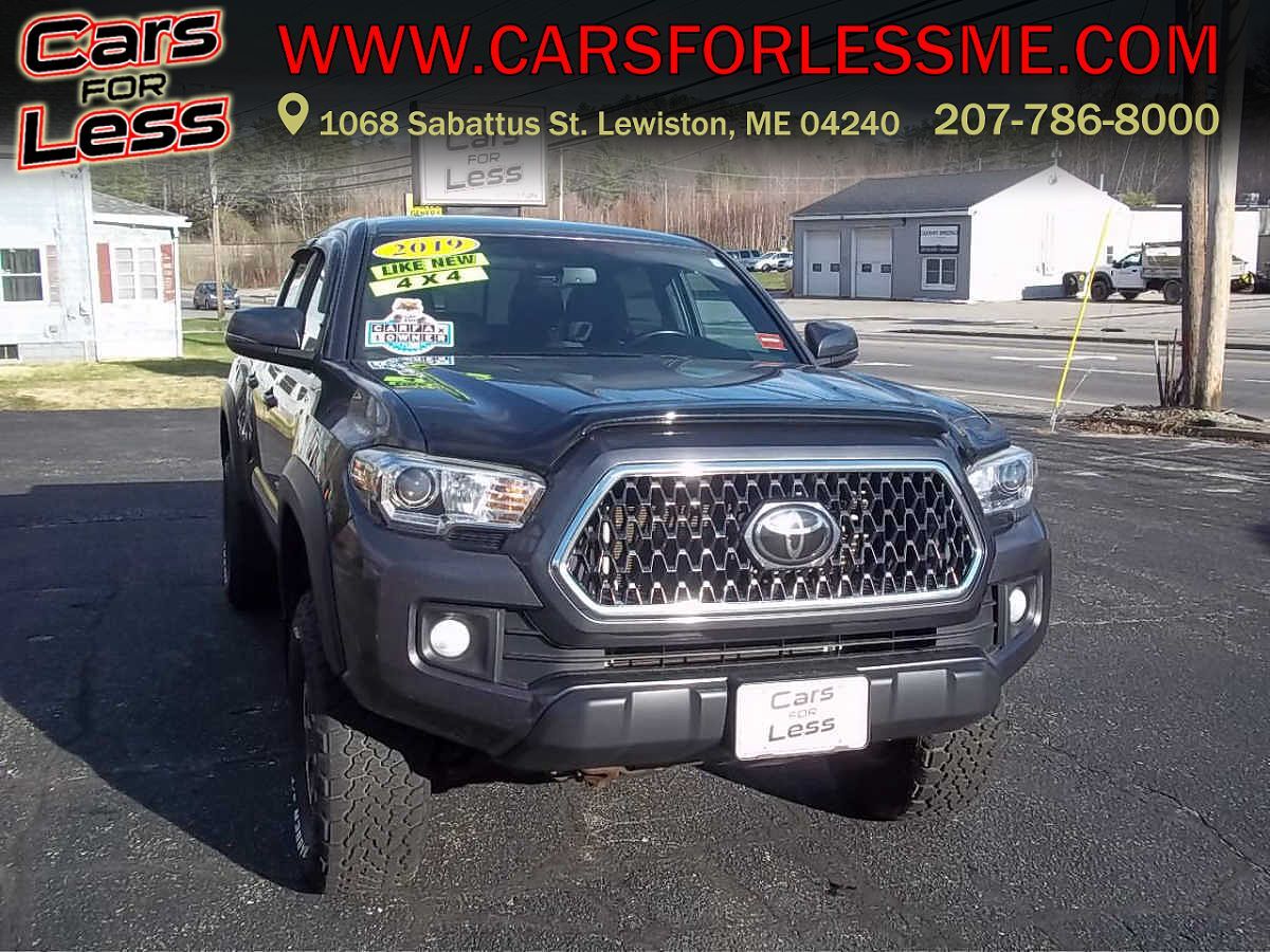 2019 TOYOTA Tacoma