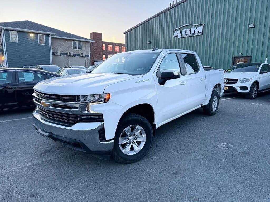 2021 CHEVROLET Silverado