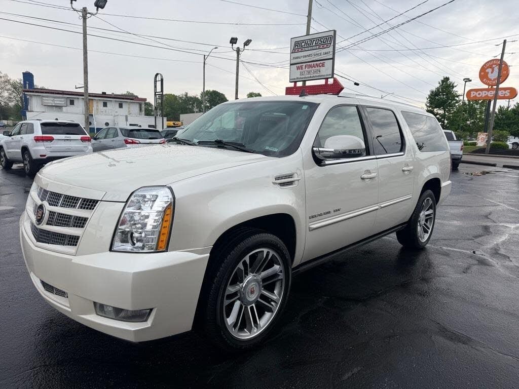 2014 CADILLAC Escalade