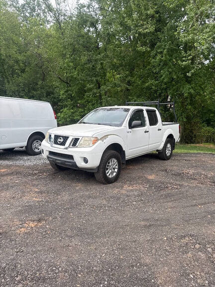 2017 NISSAN Frontier