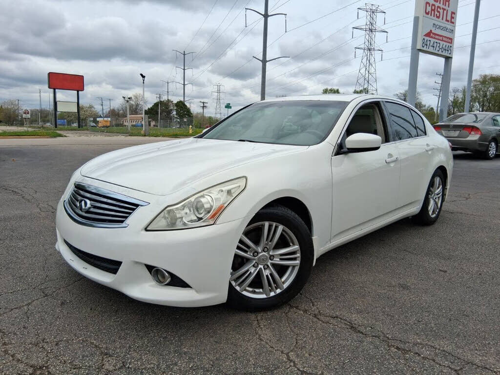 2013 INFINITI G37