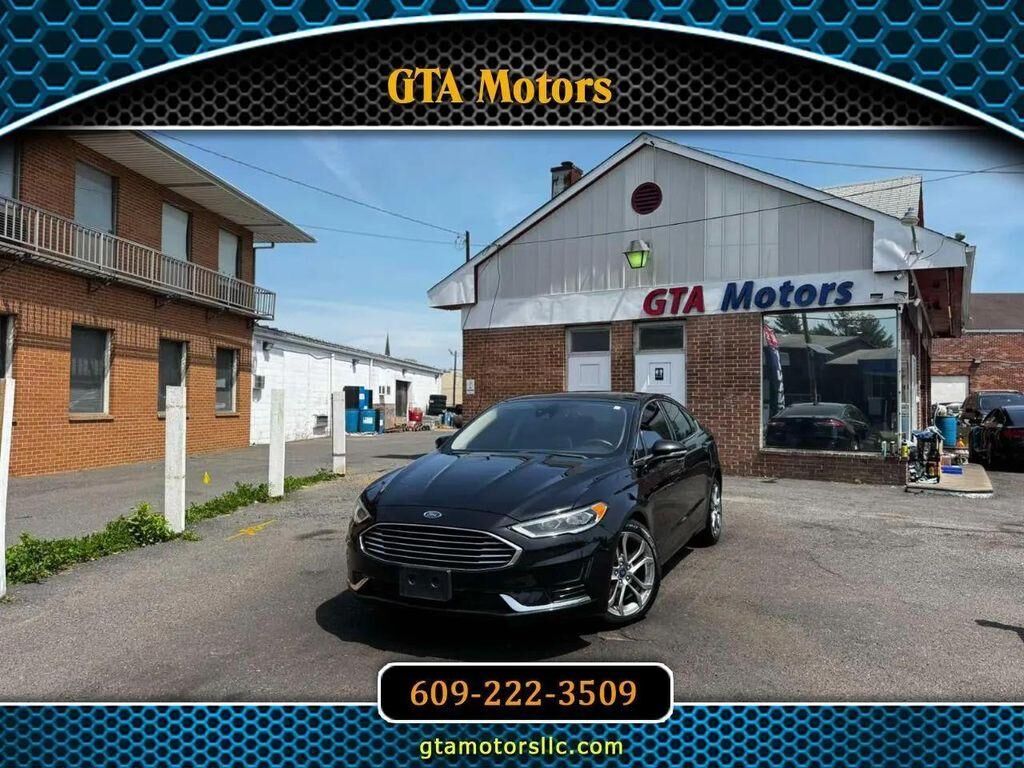 2019 FORD Fusion