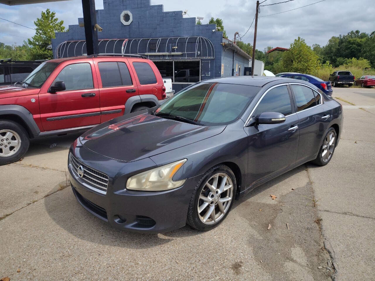 2010 NISSAN Maxima