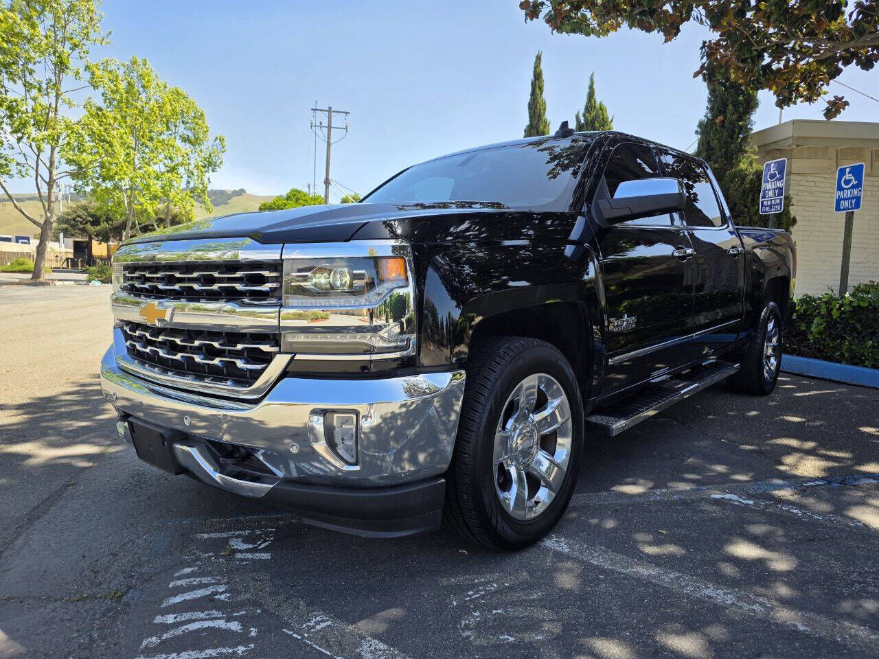 2018 CHEVROLET Silverado