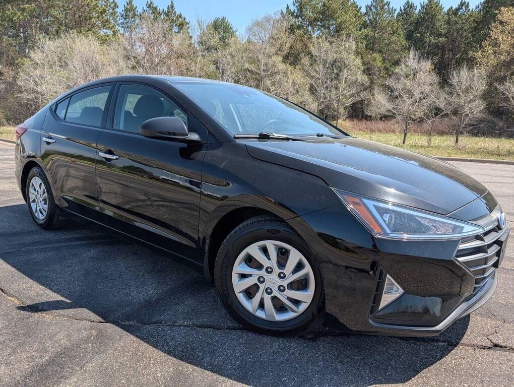 2020 HYUNDAI Elantra