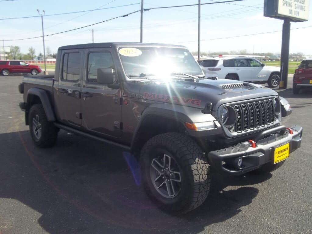 2024 JEEP Gladiator
