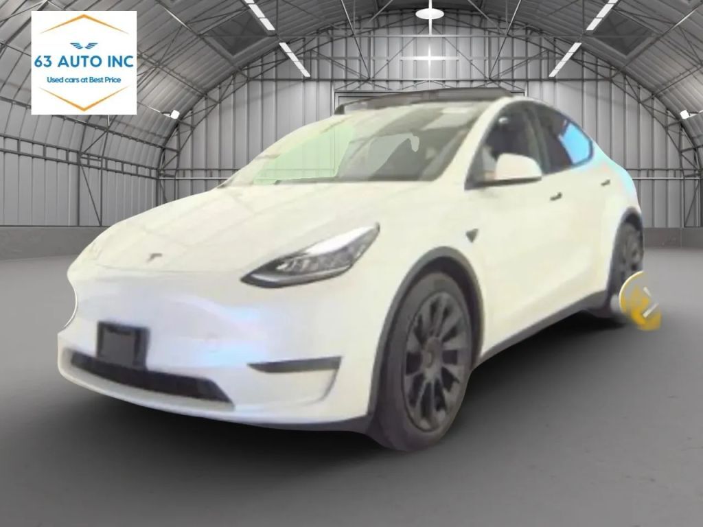 2021 TESLA Model Y