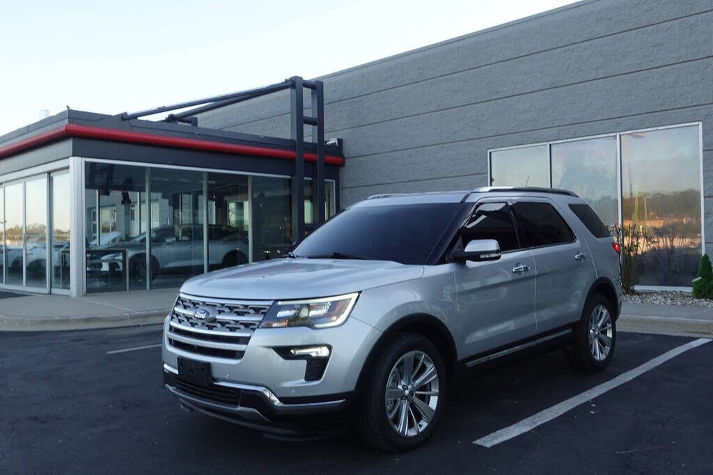 2019 FORD Explorer