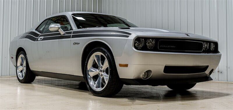 2010 DODGE Challenger