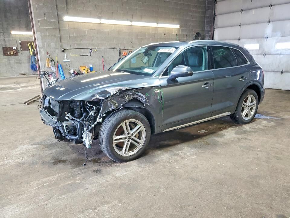 2024 AUDI Q5 e