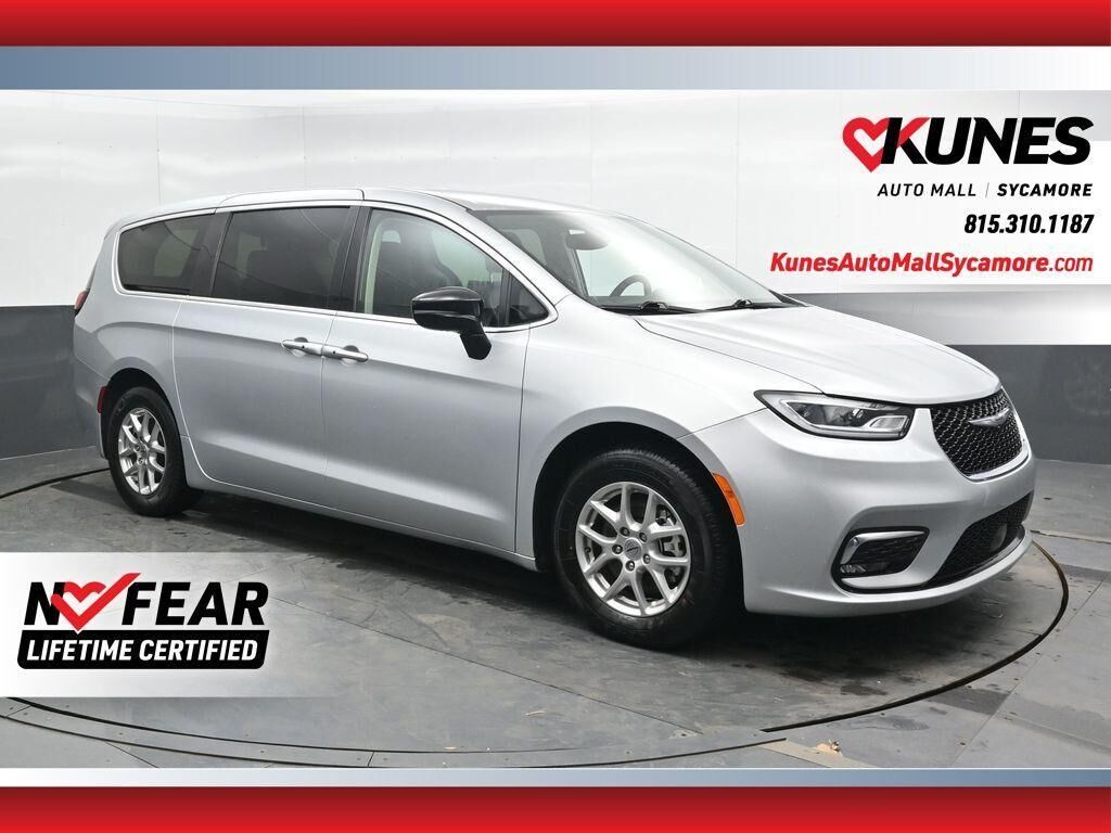 2024 CHRYSLER Pacifica