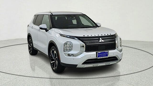 2024 MITSUBISHI Outlander