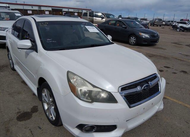 2013 SUBARU Legacy