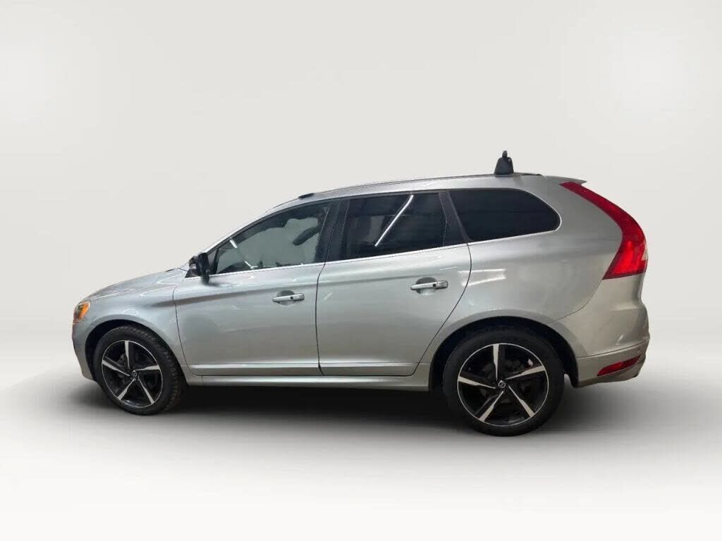 2015 VOLVO XC60