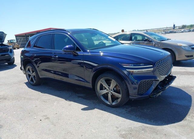 2025 GENESIS GV70