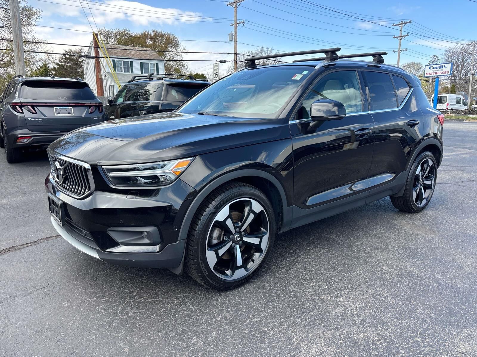 2019 VOLVO XC40