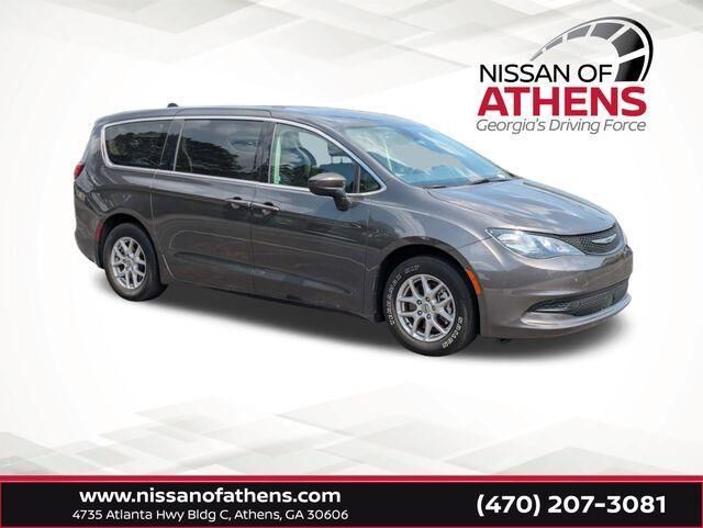 2023 CHRYSLER Voyager