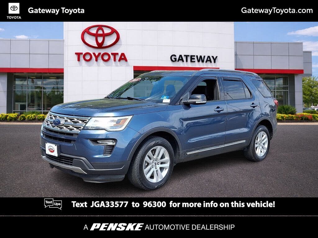 2018 FORD Explorer
