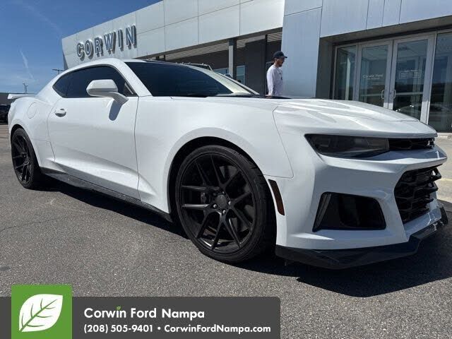 2017 CHEVROLET Camaro