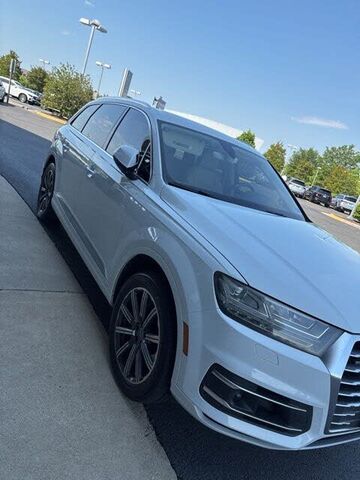 2017 AUDI Q7