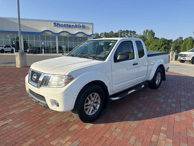 2017 NISSAN Frontier