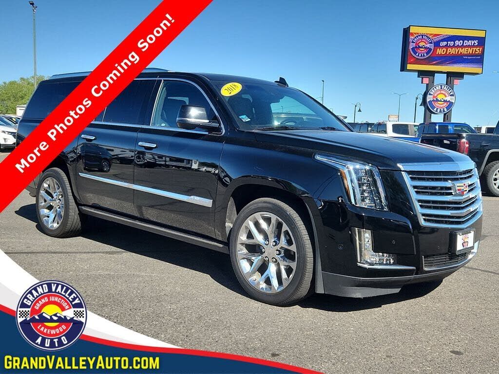 2018 CADILLAC Escalade ESV