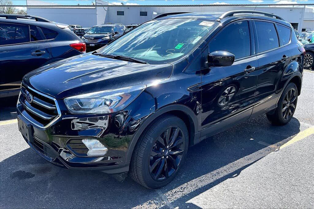 2019 FORD Escape