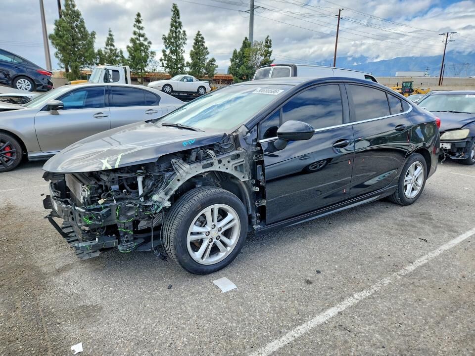 2018 CHEVROLET Cruze