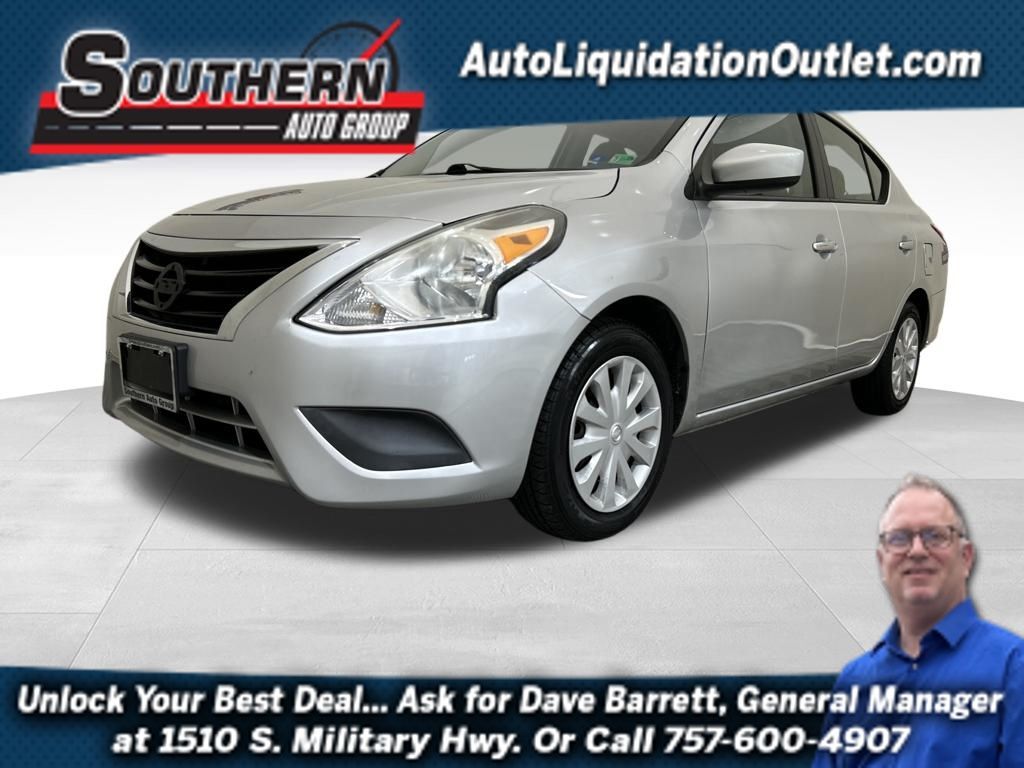 2016 NISSAN Versa