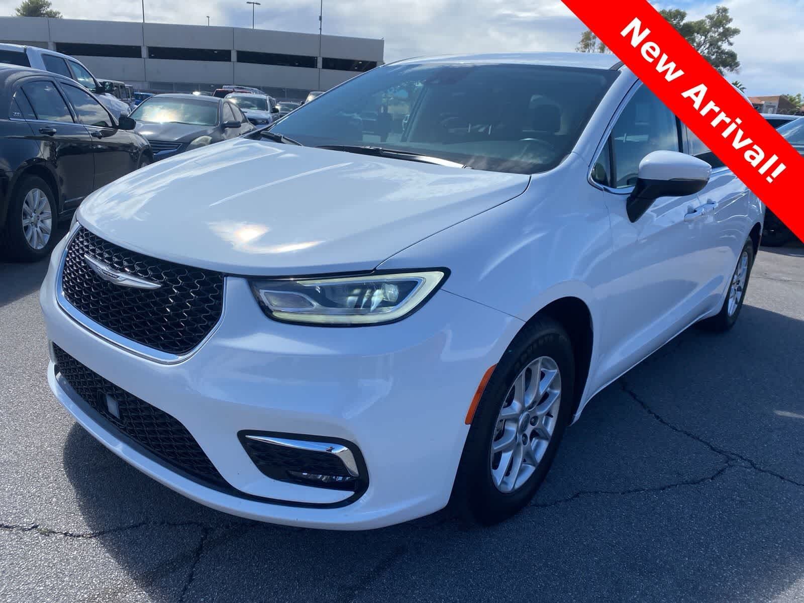 2023 CHRYSLER Pacifica