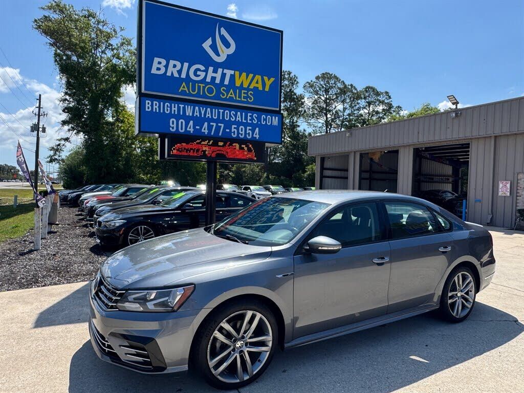 2018 VOLKSWAGEN Passat
