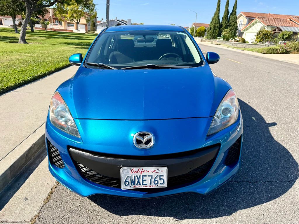 2012 MAZDA Mazda3