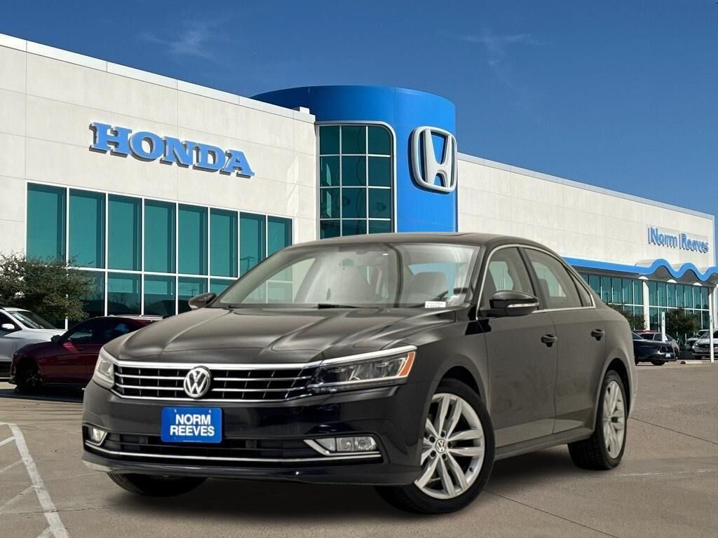 2018 VOLKSWAGEN Passat