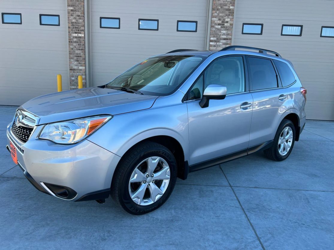 2016 SUBARU Forester