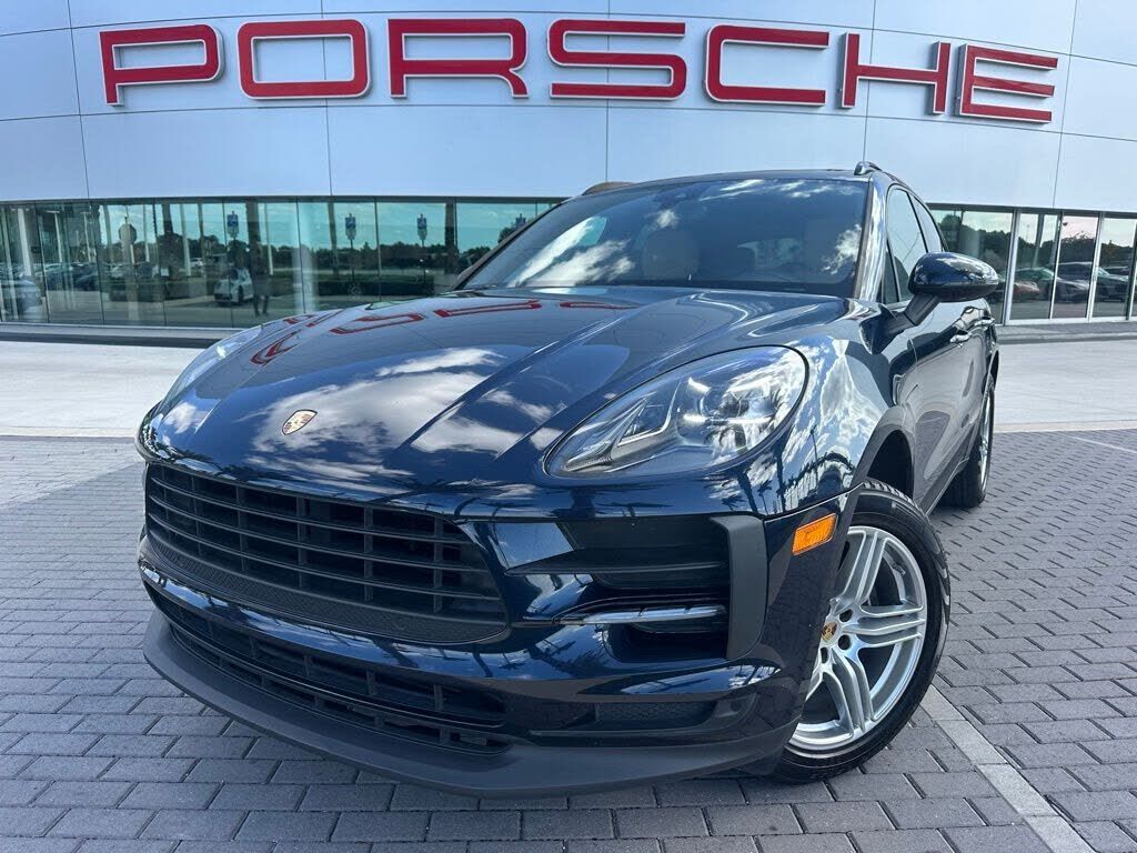 2020 PORSCHE Macan